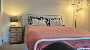 1 chambre, fer et planche à repasser, Wi-Fi