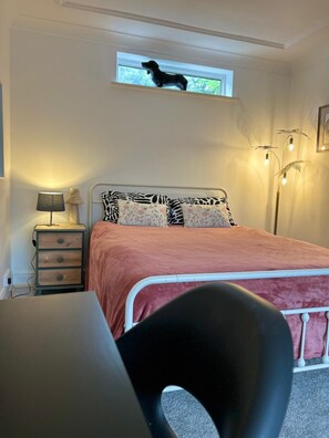 1 chambre, fer et planche à repasser, Wi-Fi