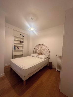 Apartment | 3 Schlafzimmer, laptopgeeigneter Arbeitsplatz, Bügeleisen/Bügelbrett
