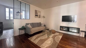 Unclassified image, 5 of 14, button - Beautiful Apt 3br/6p - Paris 17th/arc de Triomphe (Paris)