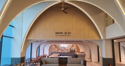 Wavejeju Hotel & Resort