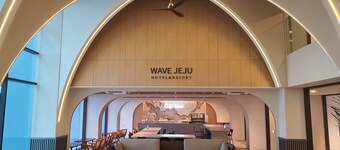Wavejeju Hotel & Resort