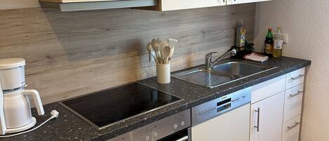 Plaque de cuisson, lave-vaisselle