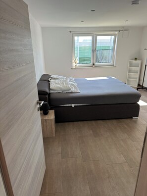 2 Schlafzimmer, WLAN, BettwÀsche