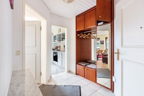 Kühlschrank, Ofen, Herdplatte, Geschirrspüler