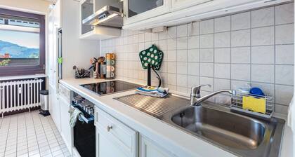 Appartement 'BlĂŒtenzauber' avec vue sur la montagne, terrasse privĂ©e et Wi-Fi