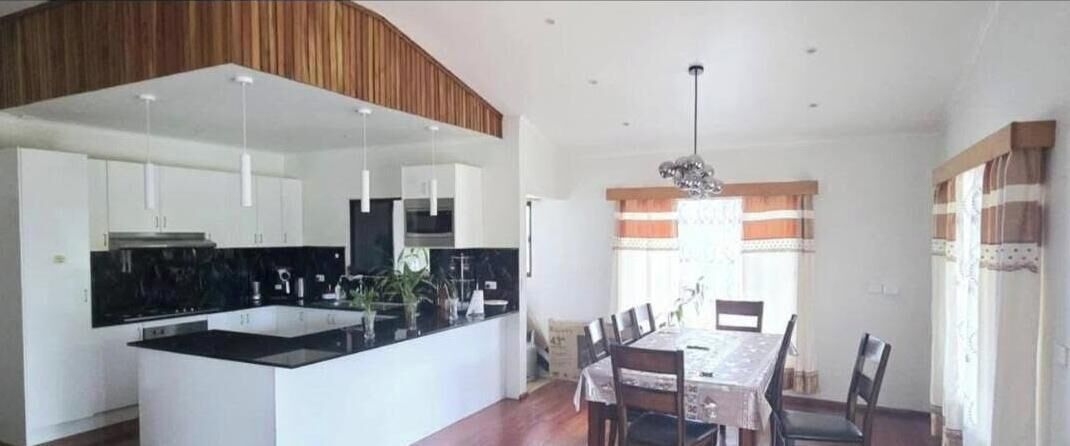 Luxury Suite, Mountain View | In-room dining