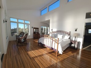 5 habitaciones, tabla de planchar con plancha y wifi gratis 