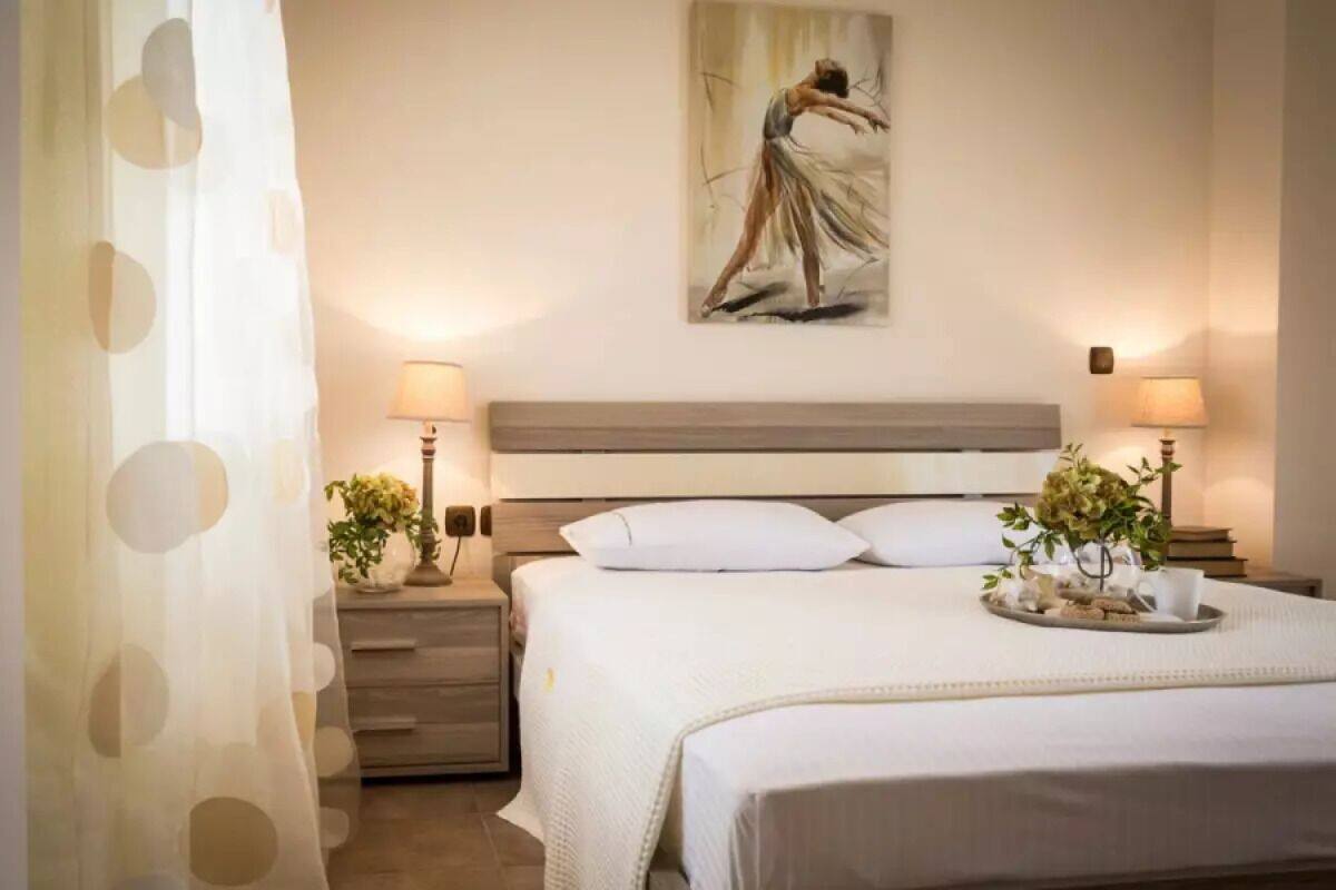 Luxe villa, 4 slaapkamers | Een bureau, een laptopwerkplek, geluiddichte muren, gratis wifi