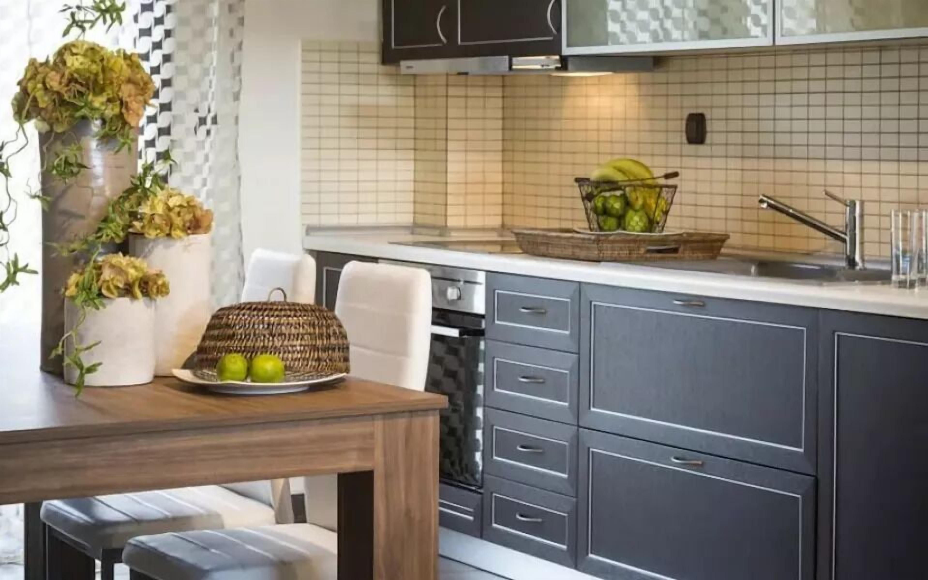 Superior Villa, 4 Bedrooms | Desk, laptop workspace, soundproofing, free WiFi