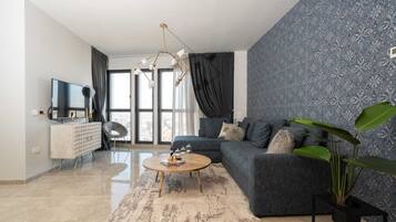 Televisión, oficina