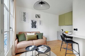 Apartment | Living area
