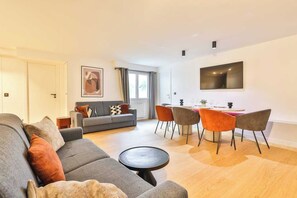 Apartment | Living area - Comfort & Design for 10p - 5min From the Marais ! (Paris)
