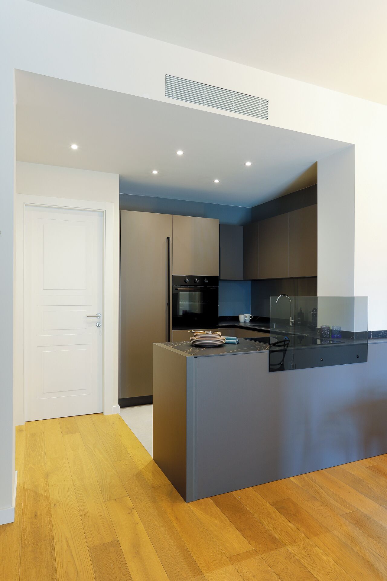 Horno, placa de cocina, lavavajillas