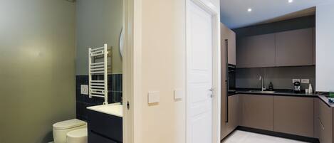 Oven, stovetop, dishwasher