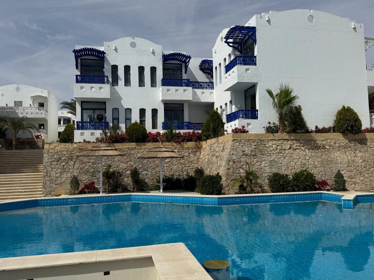 2 piscinas al aire libre