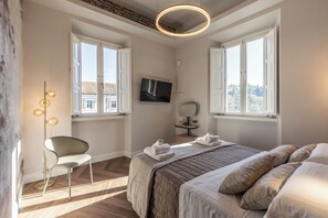 Appartamento Deluxe "vista fiume" | Caja fuerte, cortinas opacas, sistema de insonorización