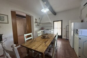 Dining - Santa Lucia Apartment (Portoferraio)