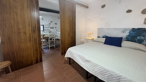 2 soverom og reiseseng for barn