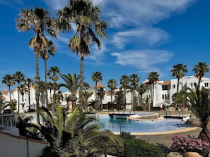 Leilighet | Basseng | Utendørsbasseng