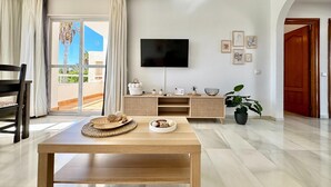 Unclassified image, 3 of 42, button - Apartment in Poblado Golf Near Playa Serena (Roquetas de Mar)