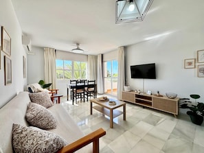 Apartment | Living room