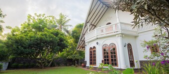 3-bedroom villa in marvelous Hikkaduwa with AC, 300m away from the beach