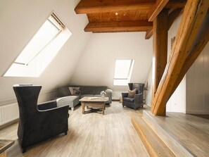 Apartment | Living room
