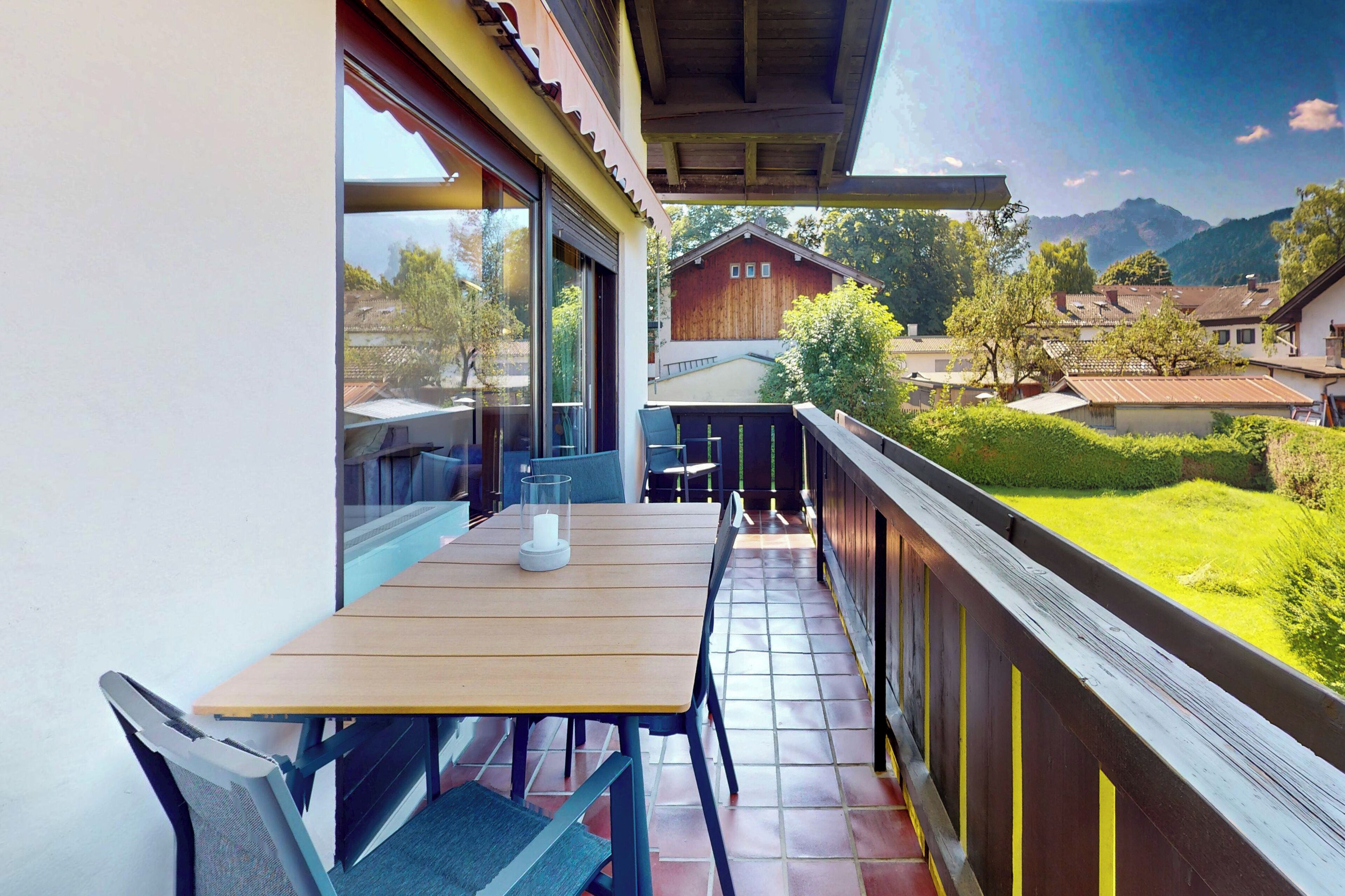 屋外ダイニングエリ ア