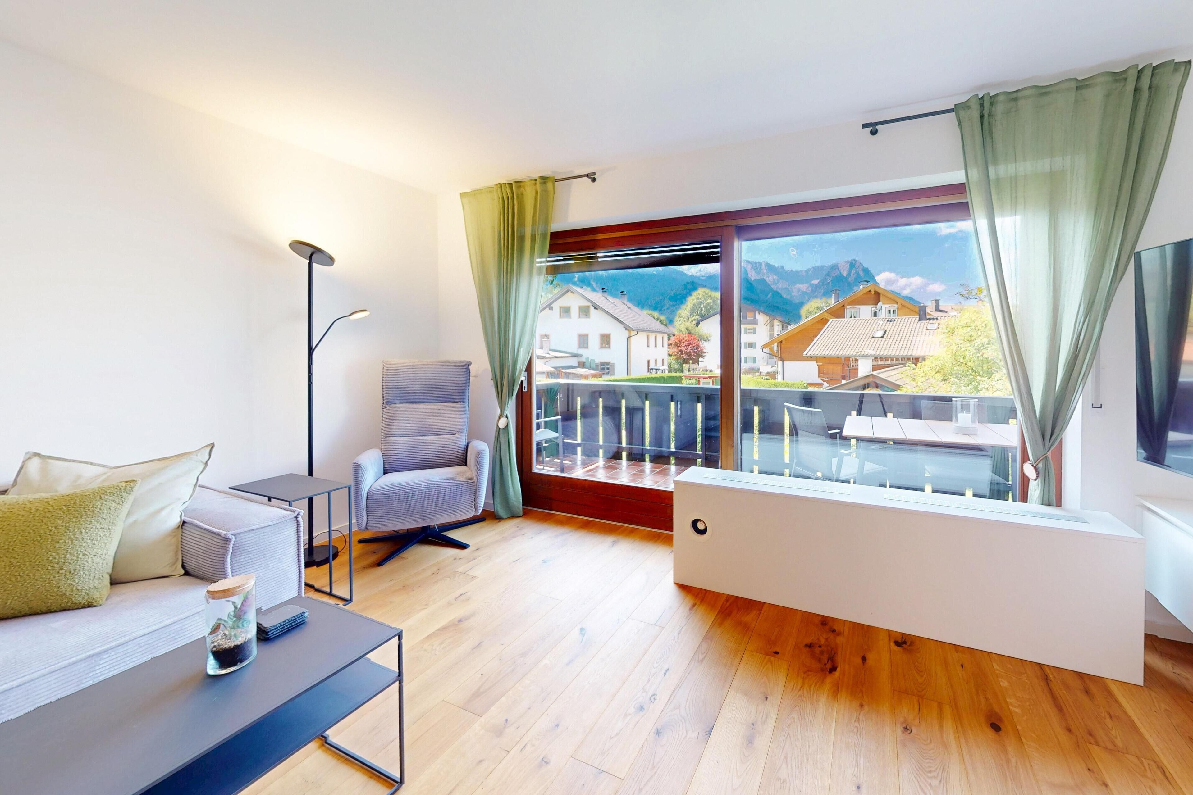 Fernseher, Bücher, Stereoanlage