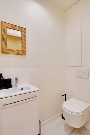 شقة | حمام | مجففات شعر، مناشف، شامبو