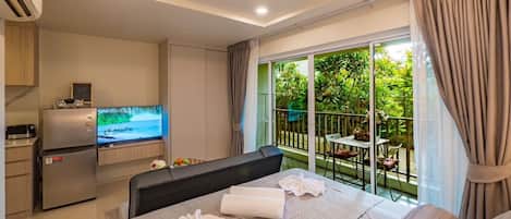 In-room safe, laptop workspace, free WiFi