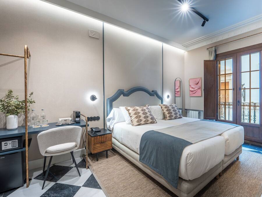 Standard Double Room | Egyptian cotton sheets, premium bedding, down comforters