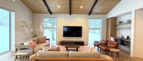 Luxury Chalet, Mountain View | Living area