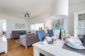 Dining - Frische Brise - Infrared Sauna, Fireplace, Bathtub, Terrace, Garden (Olpenitz)