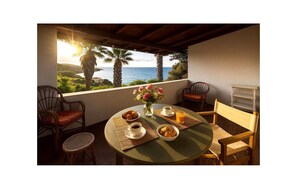 Outdoor dining - 2 bedroom nice apartment in Briatico (Briatico)