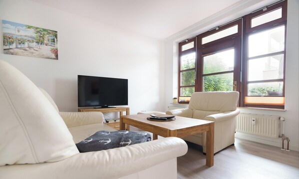 TV, DVD player, stereo