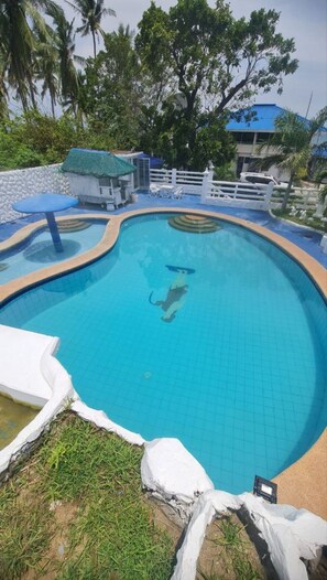Pool - Stunning Villa House in Balayan Batangas with Private Pool and Ocean Views (Balayan)