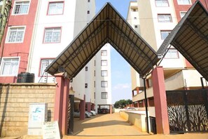 Exterior - Delightful 2-bedroom apartment with fitness room in Kiambu County (Kiambu County)