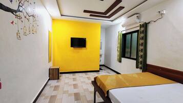 Deluxe Double Room | Free WiFi