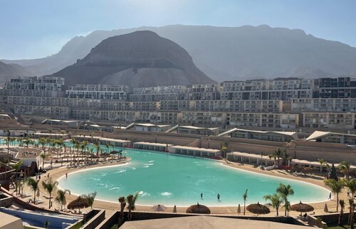 Spacious Sea, Mountain & Pool view 3-bedroom apartment in Il Monte Galala