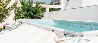 Villa 'La Perla con Piscina' con Piscina Privada, Wi-Fi y Aire Acondicionado