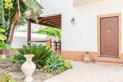 Villa 'La Perla with Pool' with Private Pool, Wi-Fi and Air Conditioning