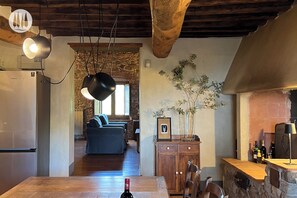 Interior - Historic country home in Villa with Pool (Toscana)