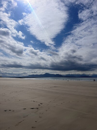 Idyllic Coastal Holiday Home with modern comforts in Mulranny