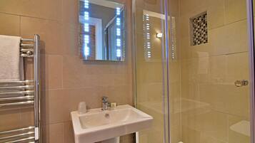 Chambre Standard double | Salle de bain