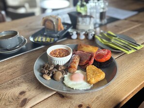 Desayuno completo incluido todos los días