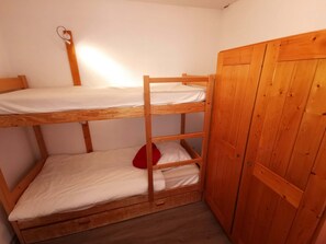1 bedroom