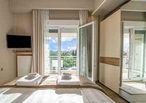 1 habitación, tabla de planchar con plancha, wifi y ropa de cama