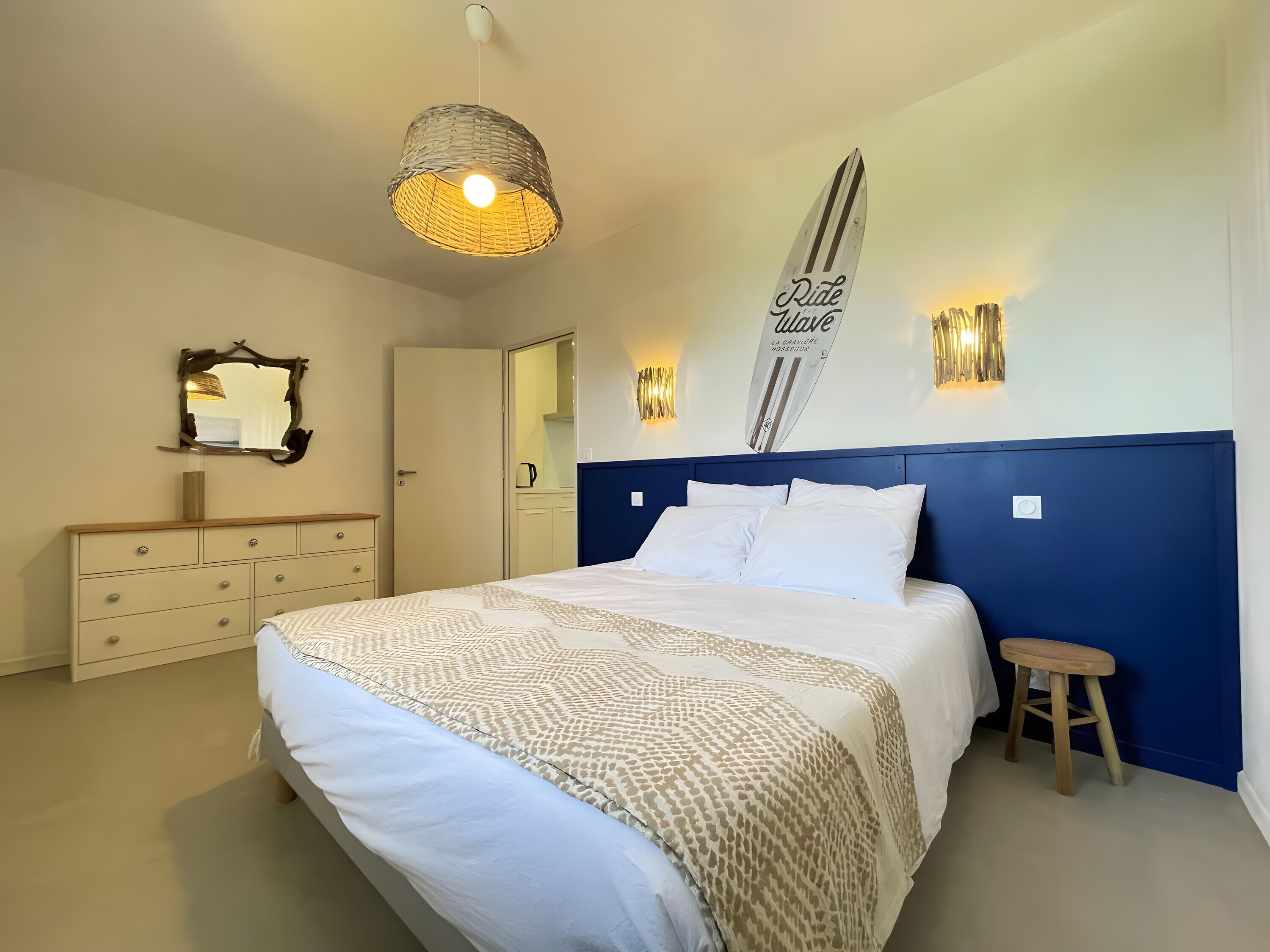 1 bedroom, WiFi, bed sheets